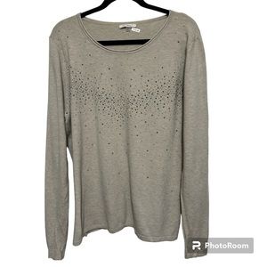 Beautiful embellished XL sweater